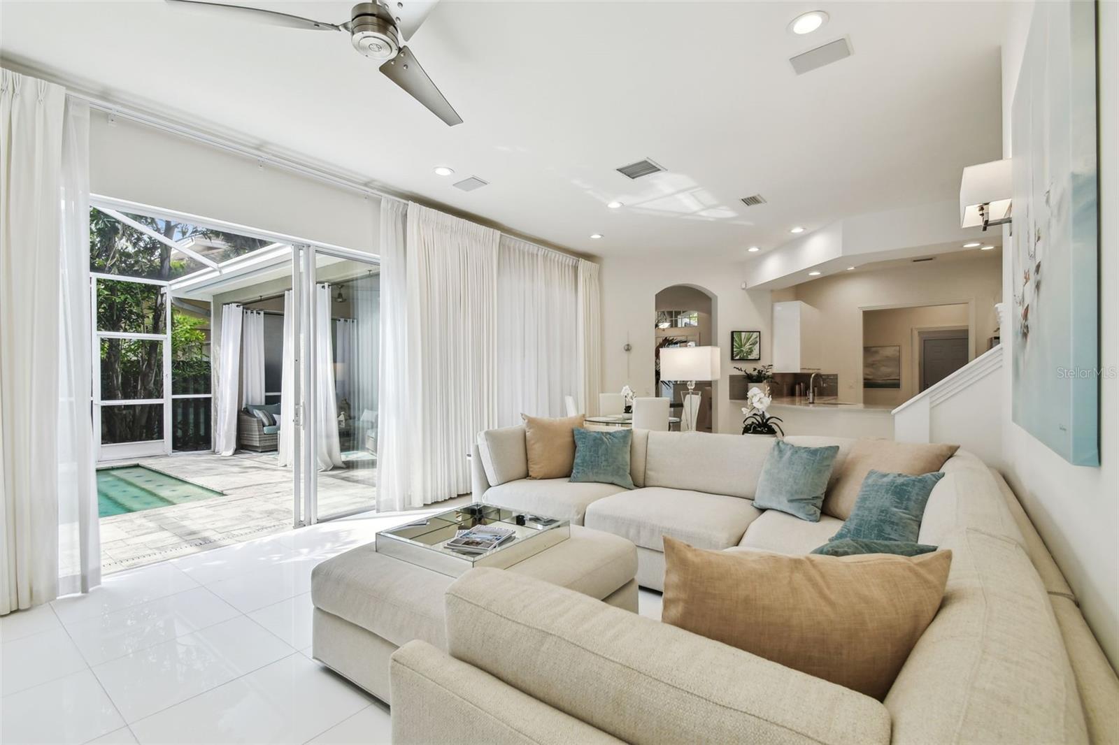 10608 GRETNA GREEN DR, TAMPA, FL, 33626