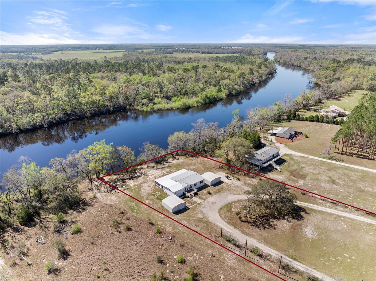 21884 WHITFIELD PL, O'BRIEN, FL, 32071
