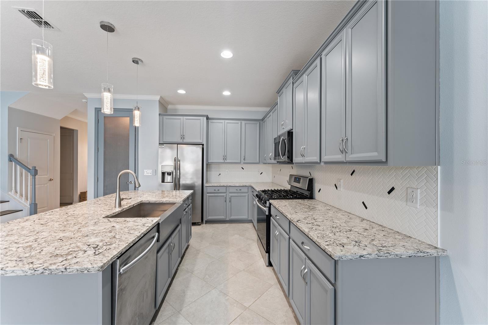 2121 SECRET CV, ODESSA, FL, 33556