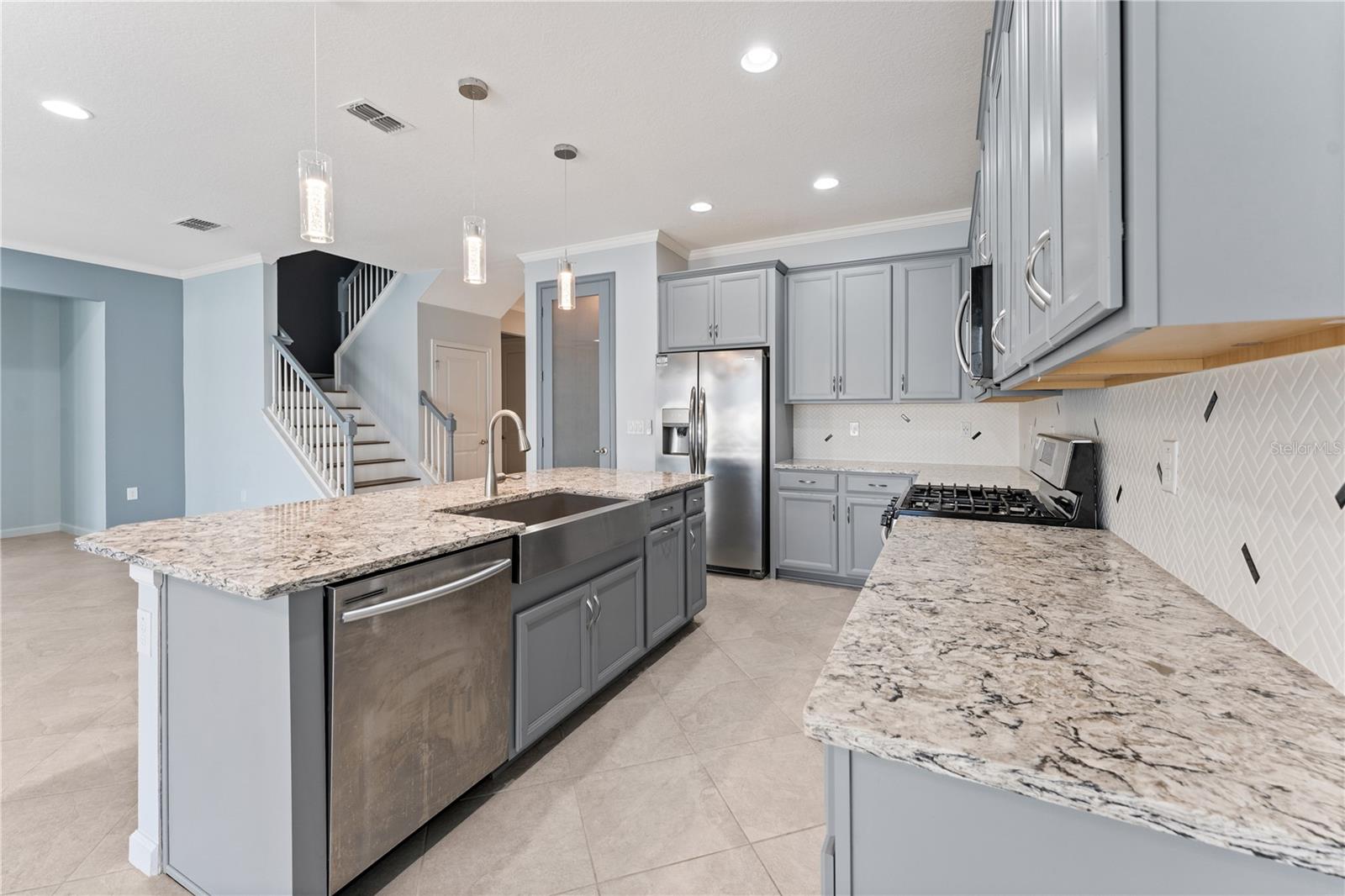 2121 SECRET CV, ODESSA, FL, 33556