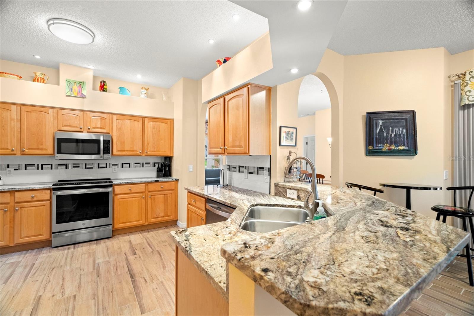 2040 FISHERMENS BND, PALM HARBOR, FL, 34685