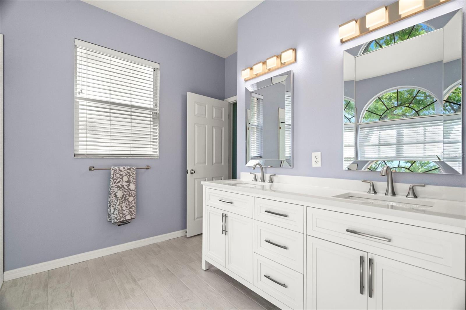 2040 FISHERMENS BND, PALM HARBOR, FL, 34685