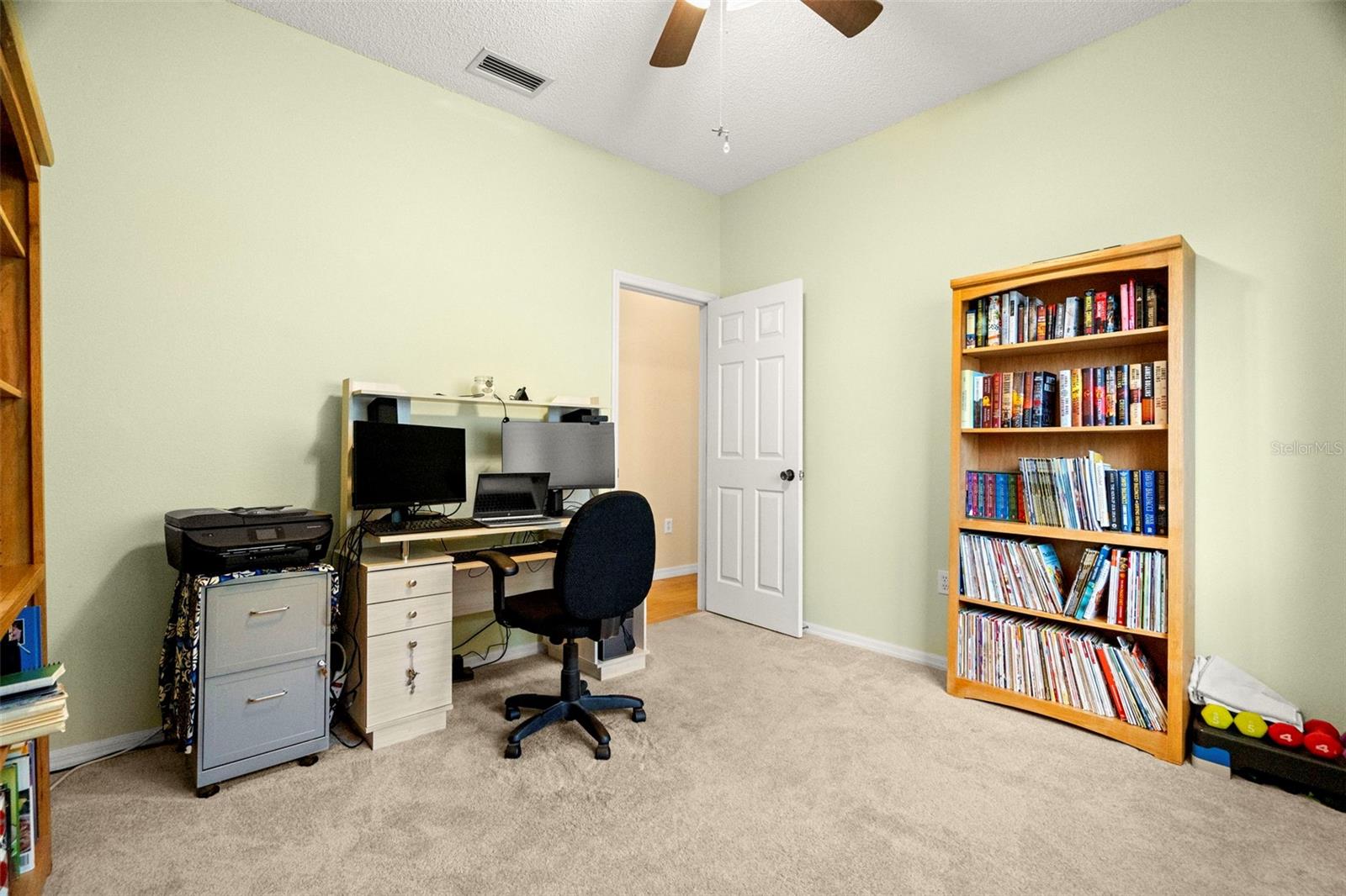 2040 FISHERMENS BND, PALM HARBOR, FL, 34685