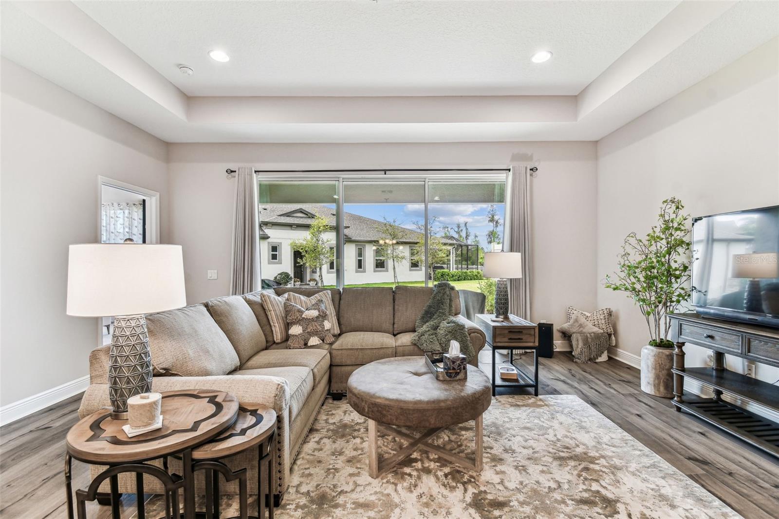 19370 HAWK VALLEY DR, TAMPA, FL, 33647