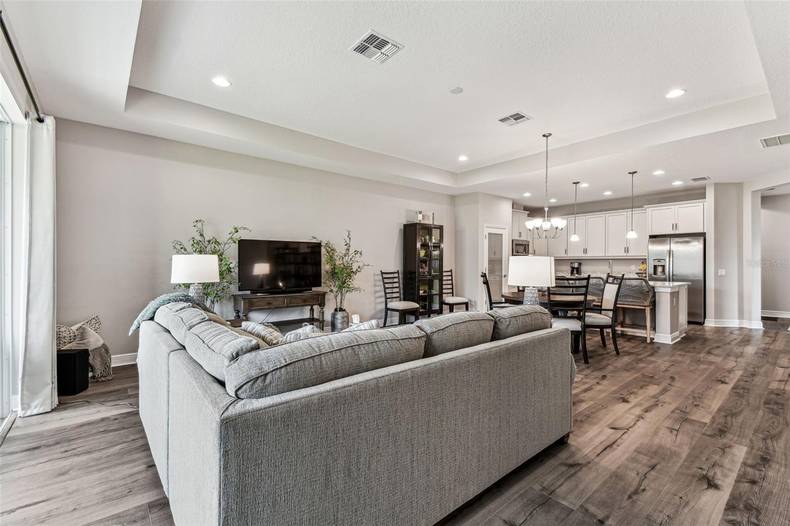 19370 HAWK VALLEY DR, TAMPA, FL, 33647