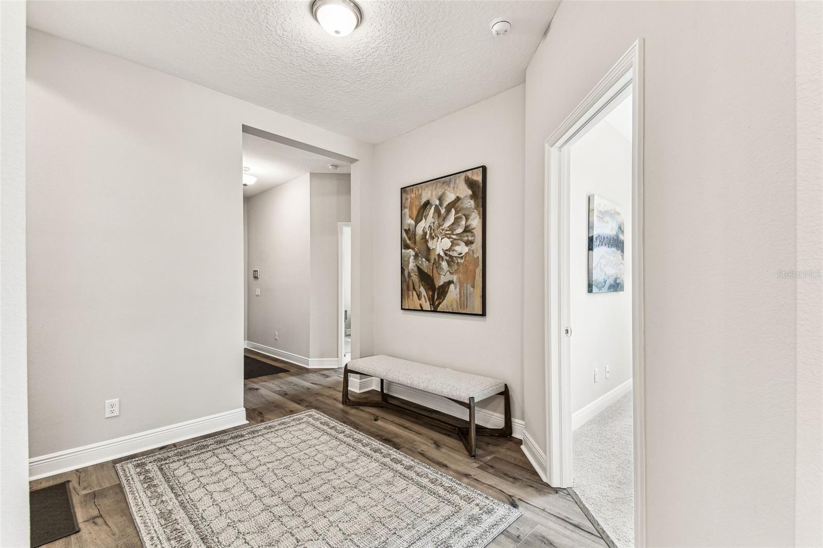 19370 HAWK VALLEY DR, TAMPA, FL, 33647