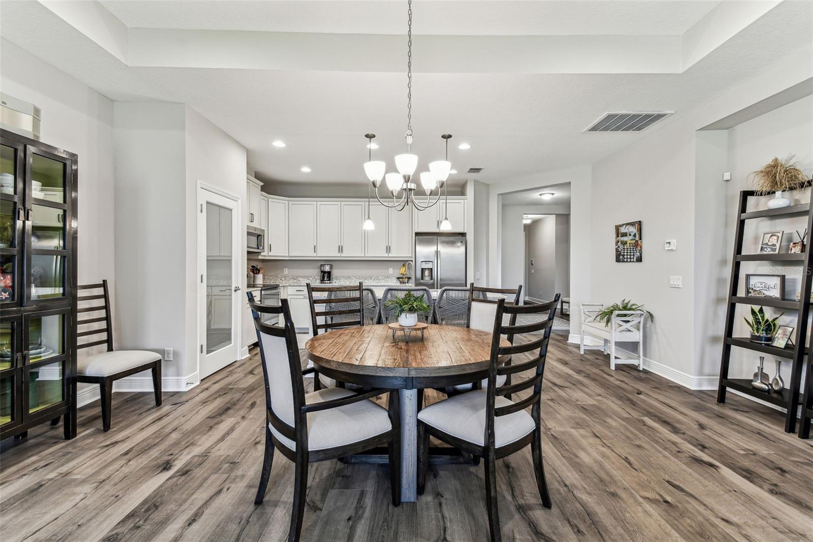 19370 HAWK VALLEY DR, TAMPA, FL, 33647