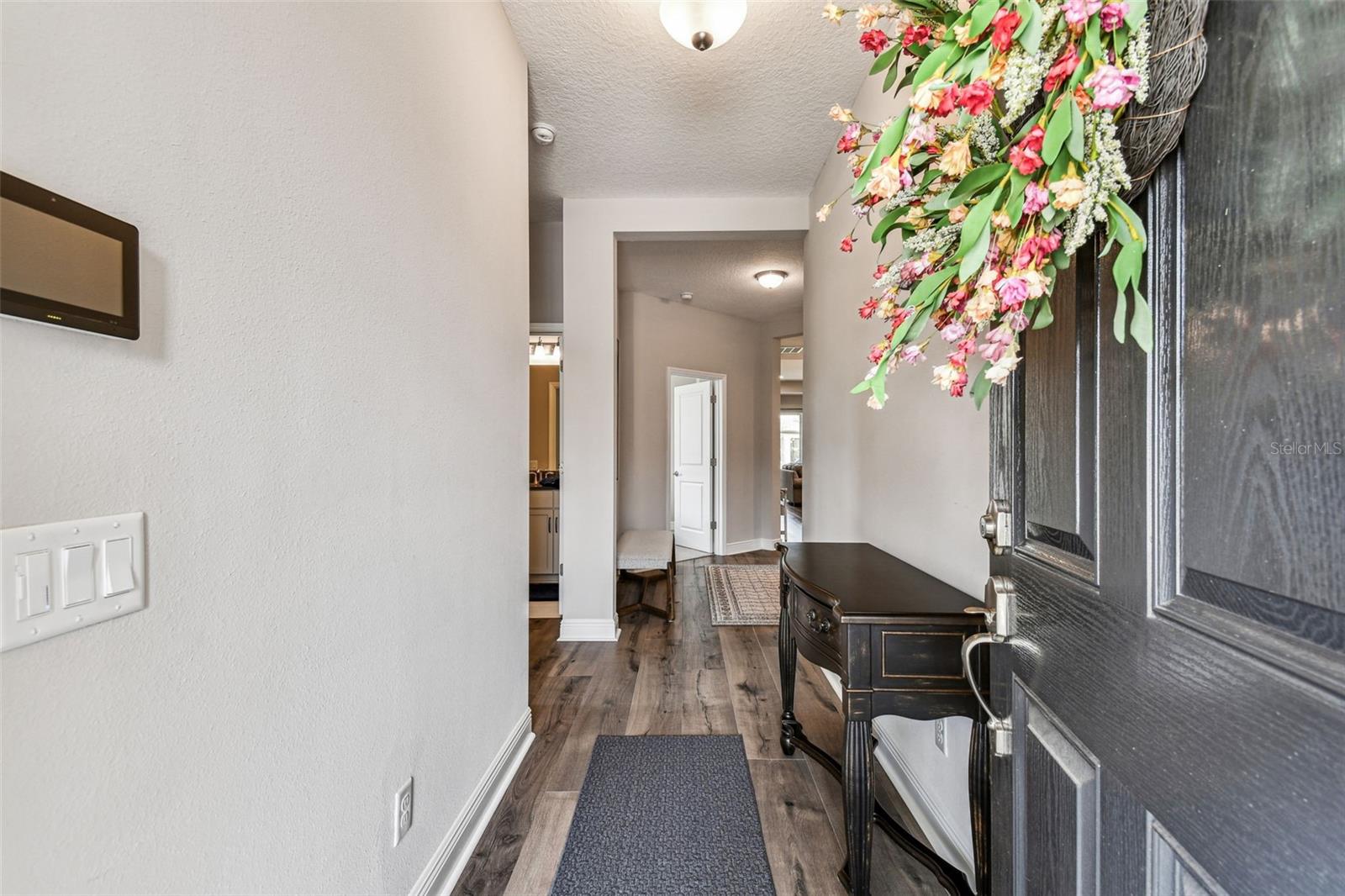 19370 HAWK VALLEY DR, TAMPA, FL, 33647