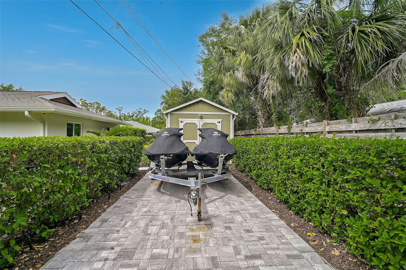 577 CORWOOD DR, SARASOTA, FL, 34234