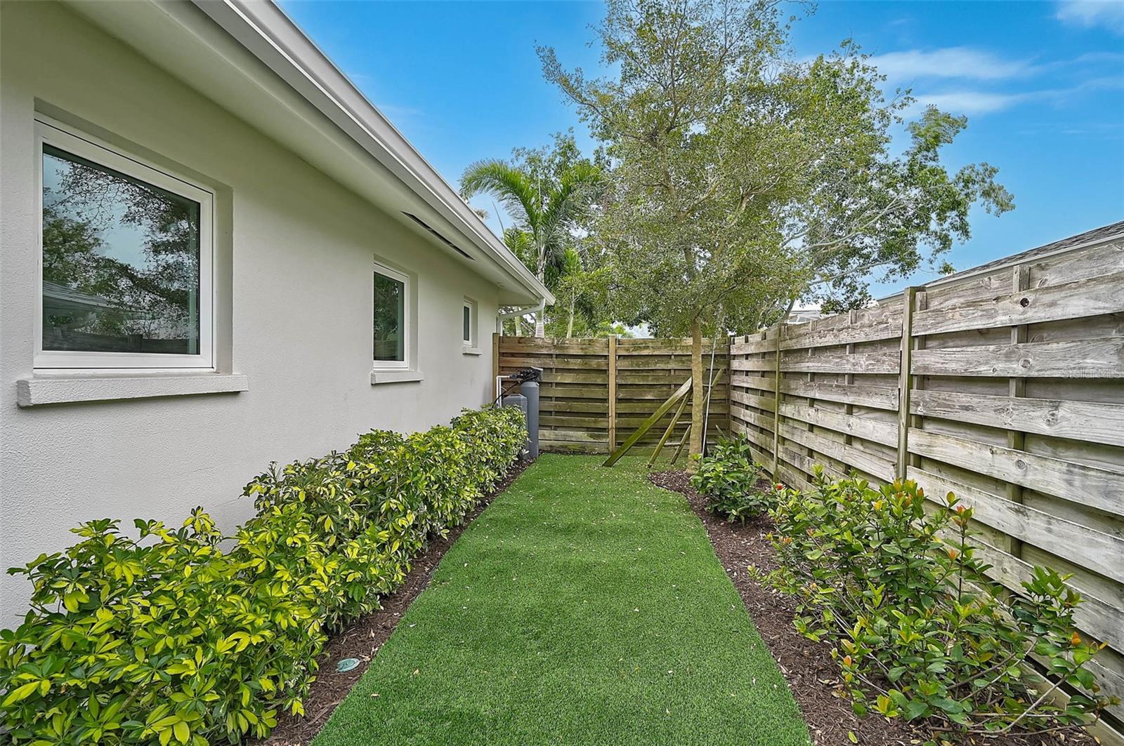 577 CORWOOD DR, SARASOTA, FL, 34234