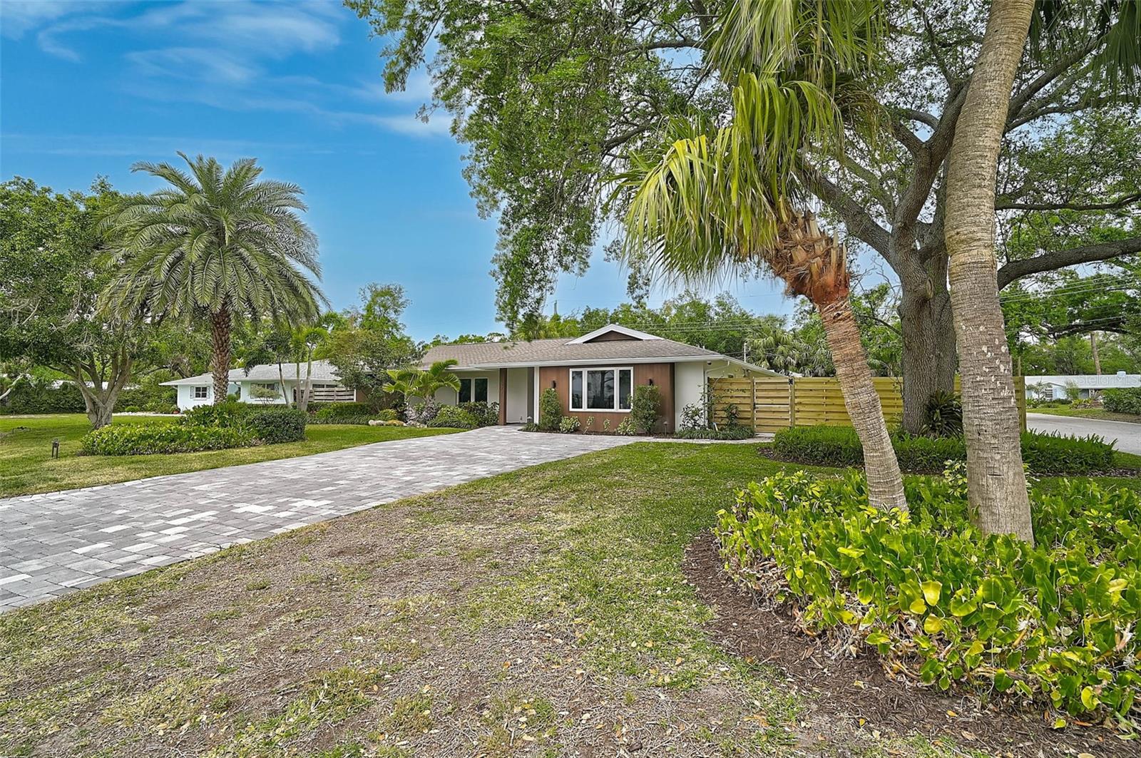 577 CORWOOD DR, SARASOTA, FL, 34234