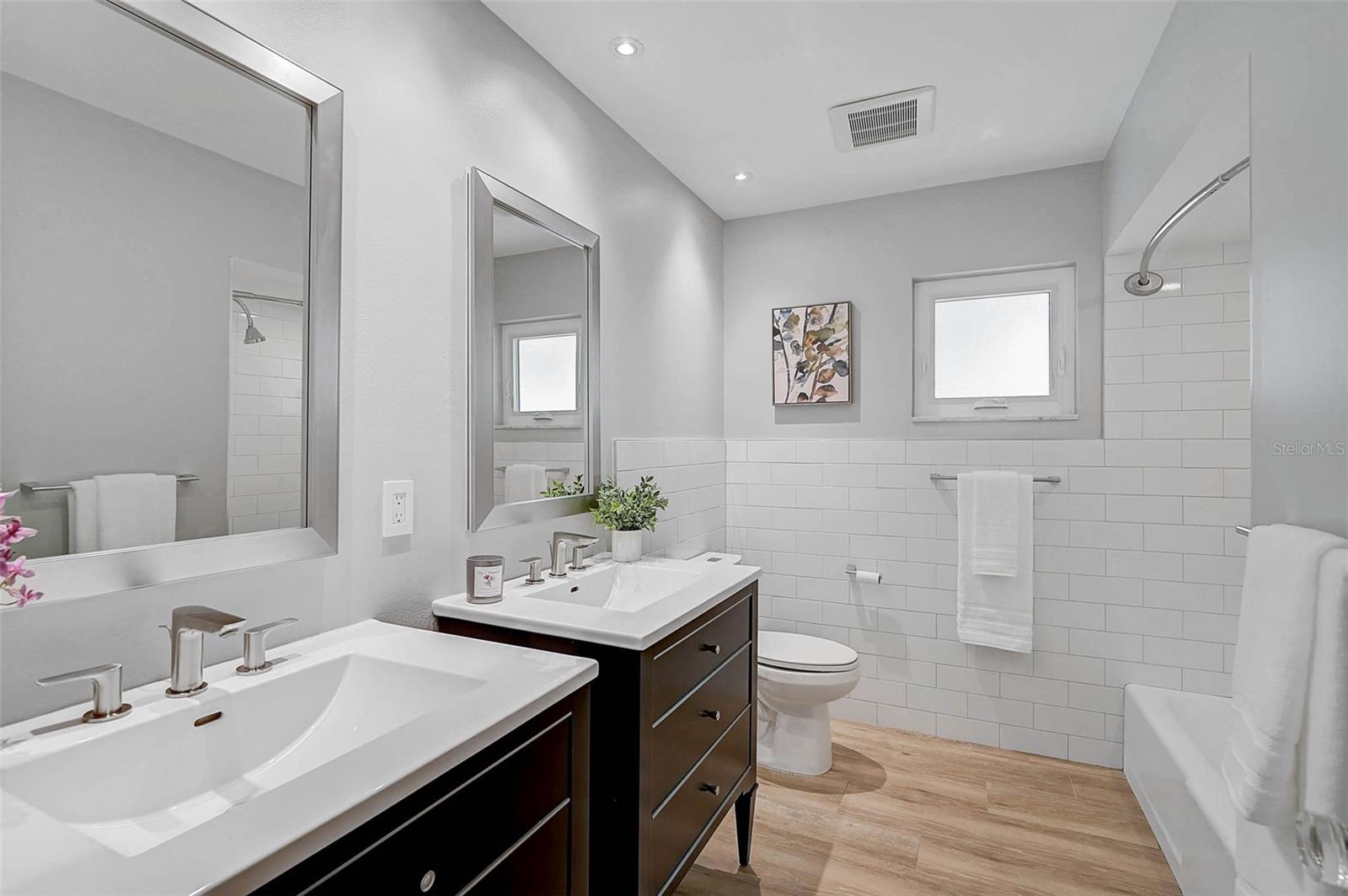 577 CORWOOD DR, SARASOTA, FL, 34234