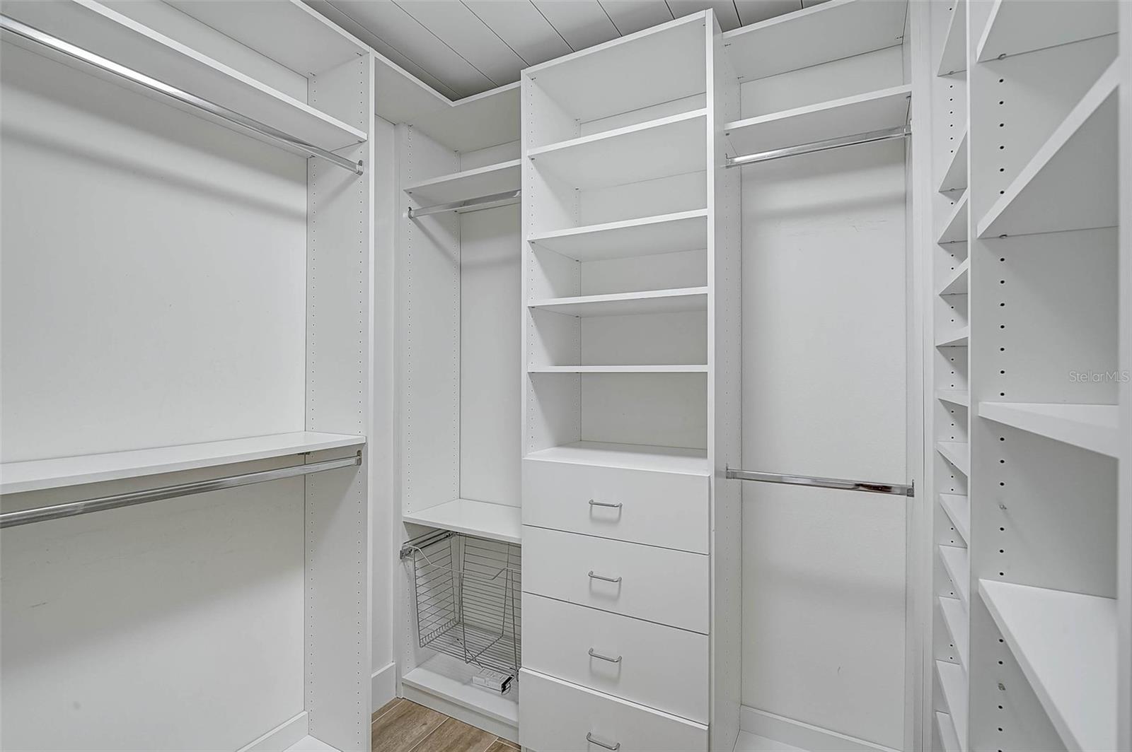 577 CORWOOD DR, SARASOTA, FL, 34234