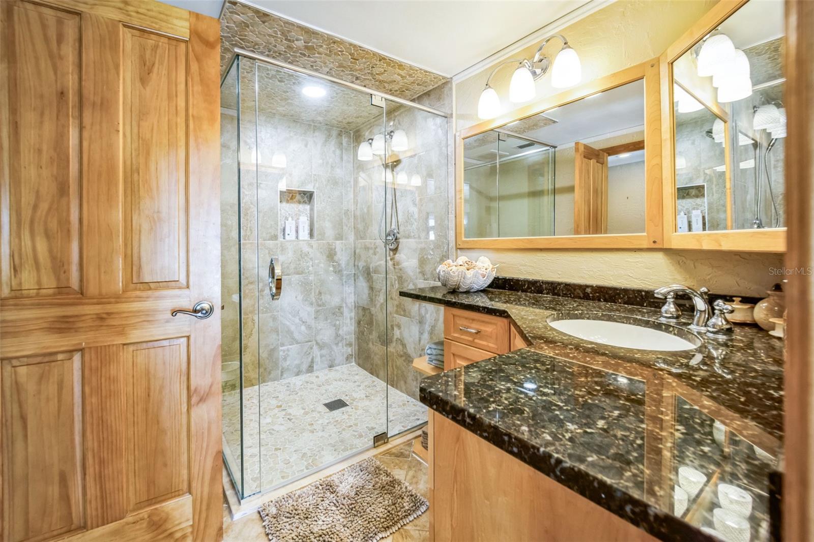 5900 LEELAND ST S, ST PETERSBURG, FL, 33715