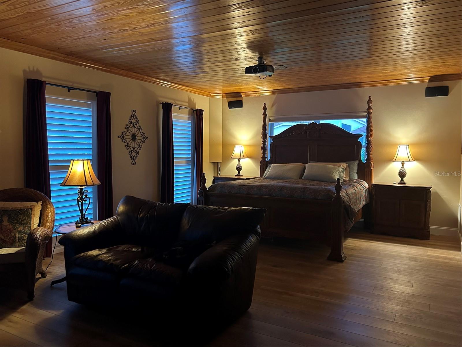 5900 LEELAND ST S, ST PETERSBURG, FL, 33715