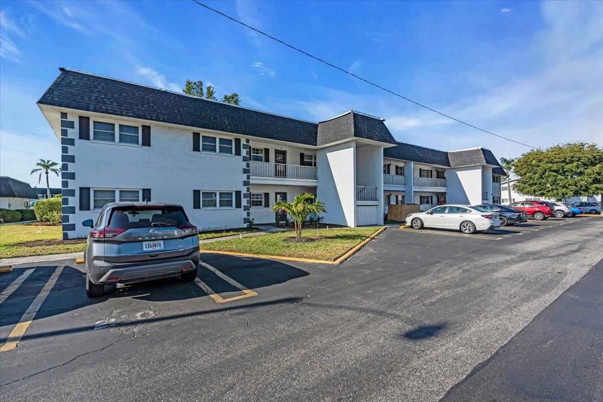 204 46TH AVENUE TER W #412, BRADENTON, FL, 34207