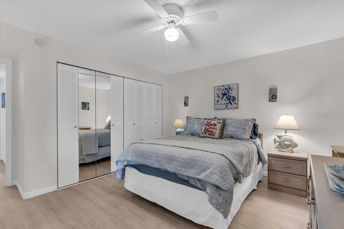 204 46TH AVENUE TER W #412, BRADENTON, FL, 34207