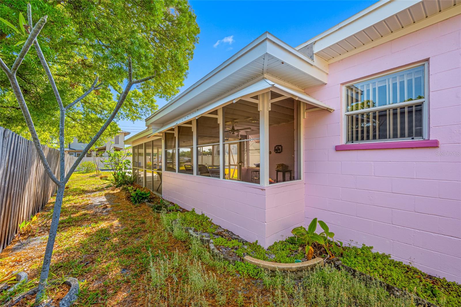 2827 1ST ST NE, ST PETERSBURG, FL, 33704