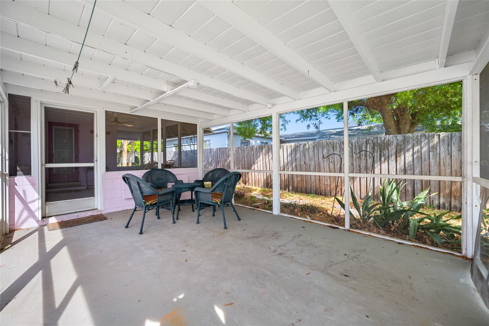 2827 1ST ST NE, ST PETERSBURG, FL, 33704