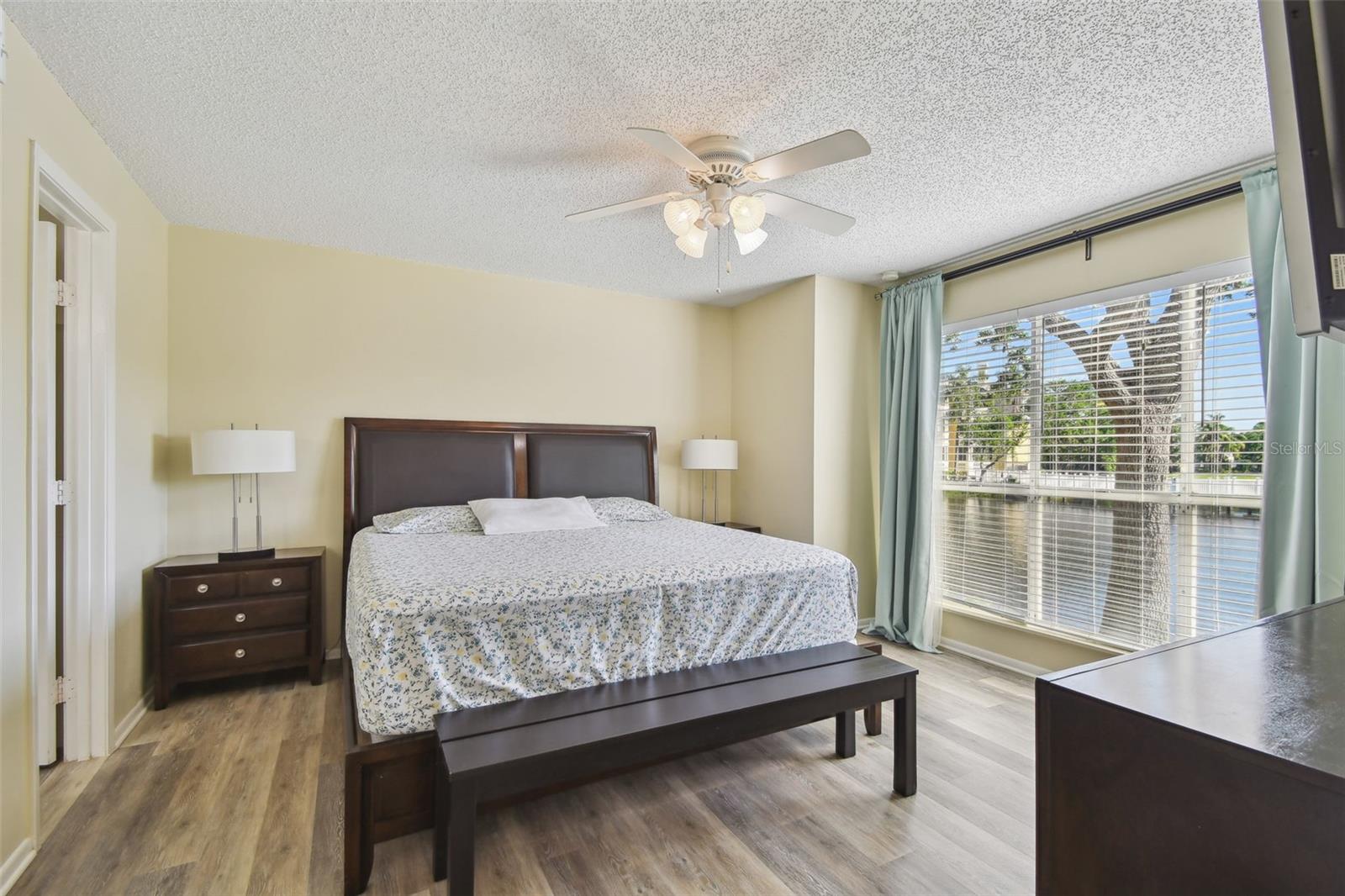 115 112TH AVE NE #1027, ST PETERSBURG, FL, 33716