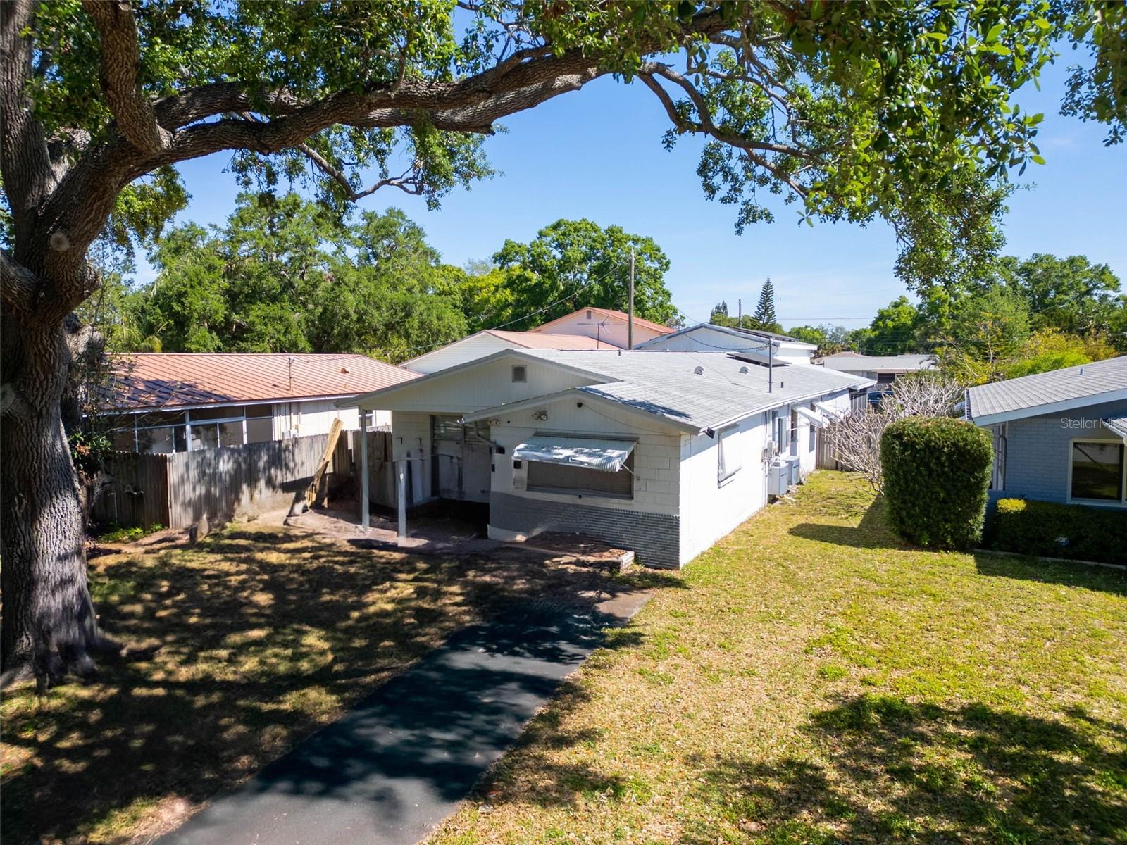 753 ALMEDA ST N, ST PETERSBURG, FL, 33702