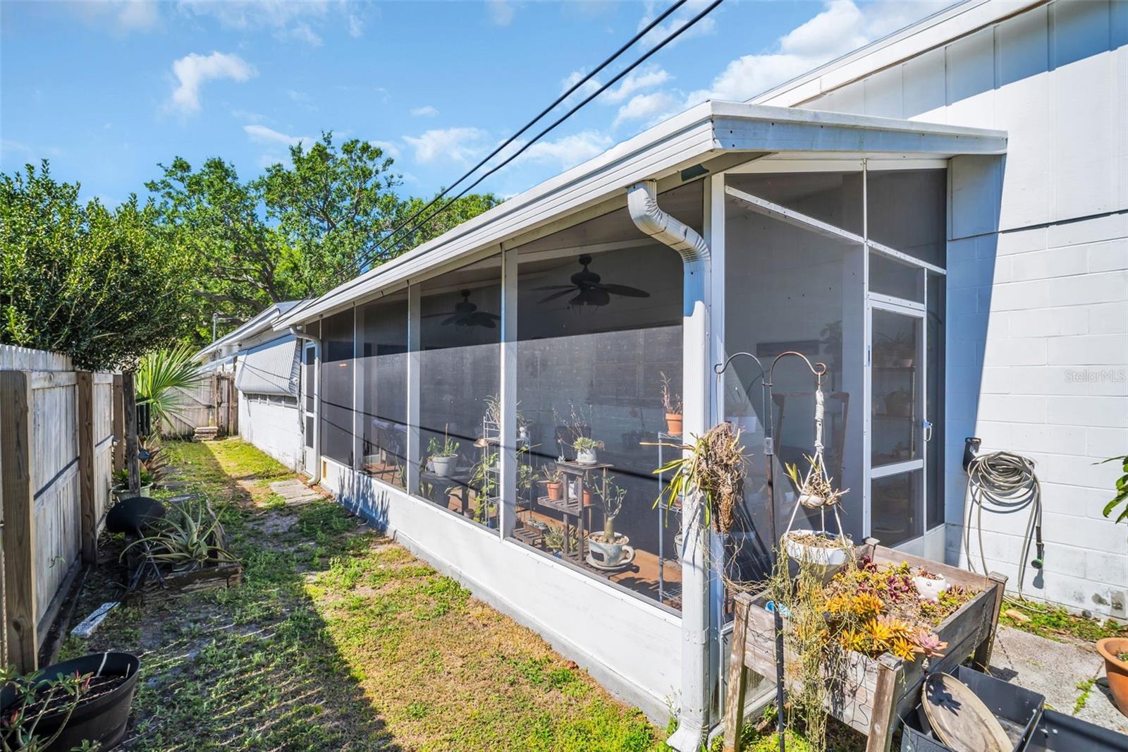 753 ALMEDA ST N, ST PETERSBURG, FL, 33702