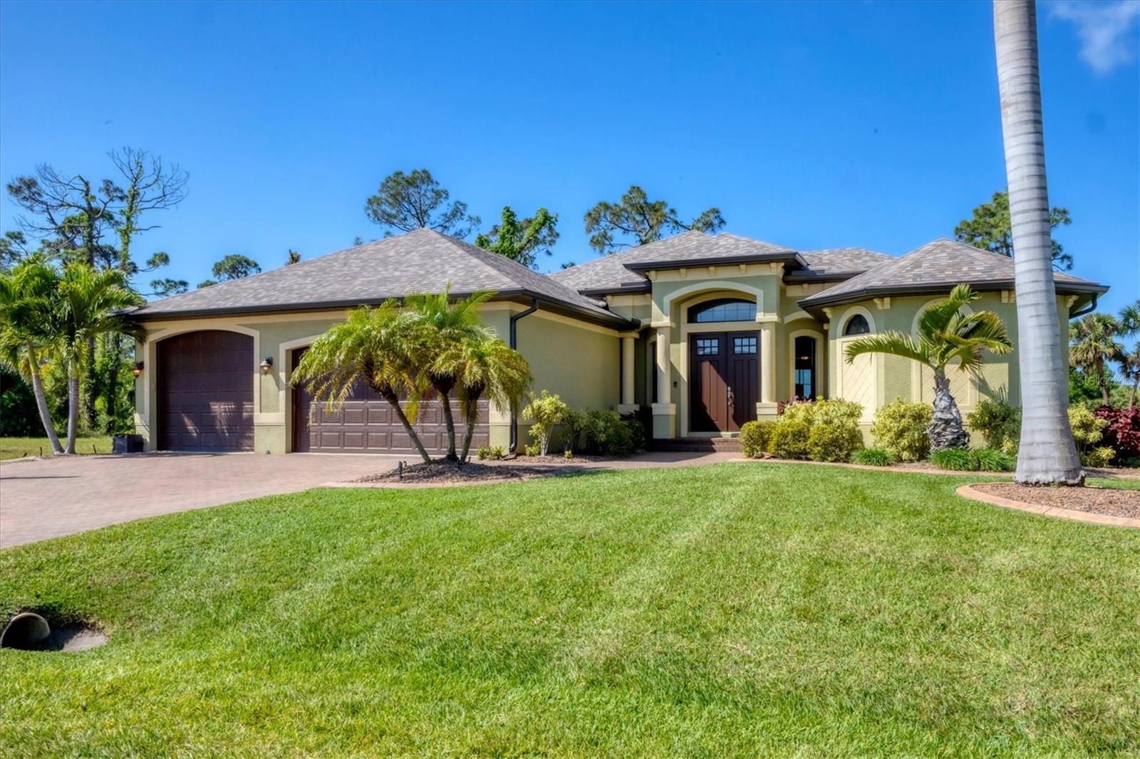 758 ROTONDA CIR, ROTONDA WEST, FL, 33947