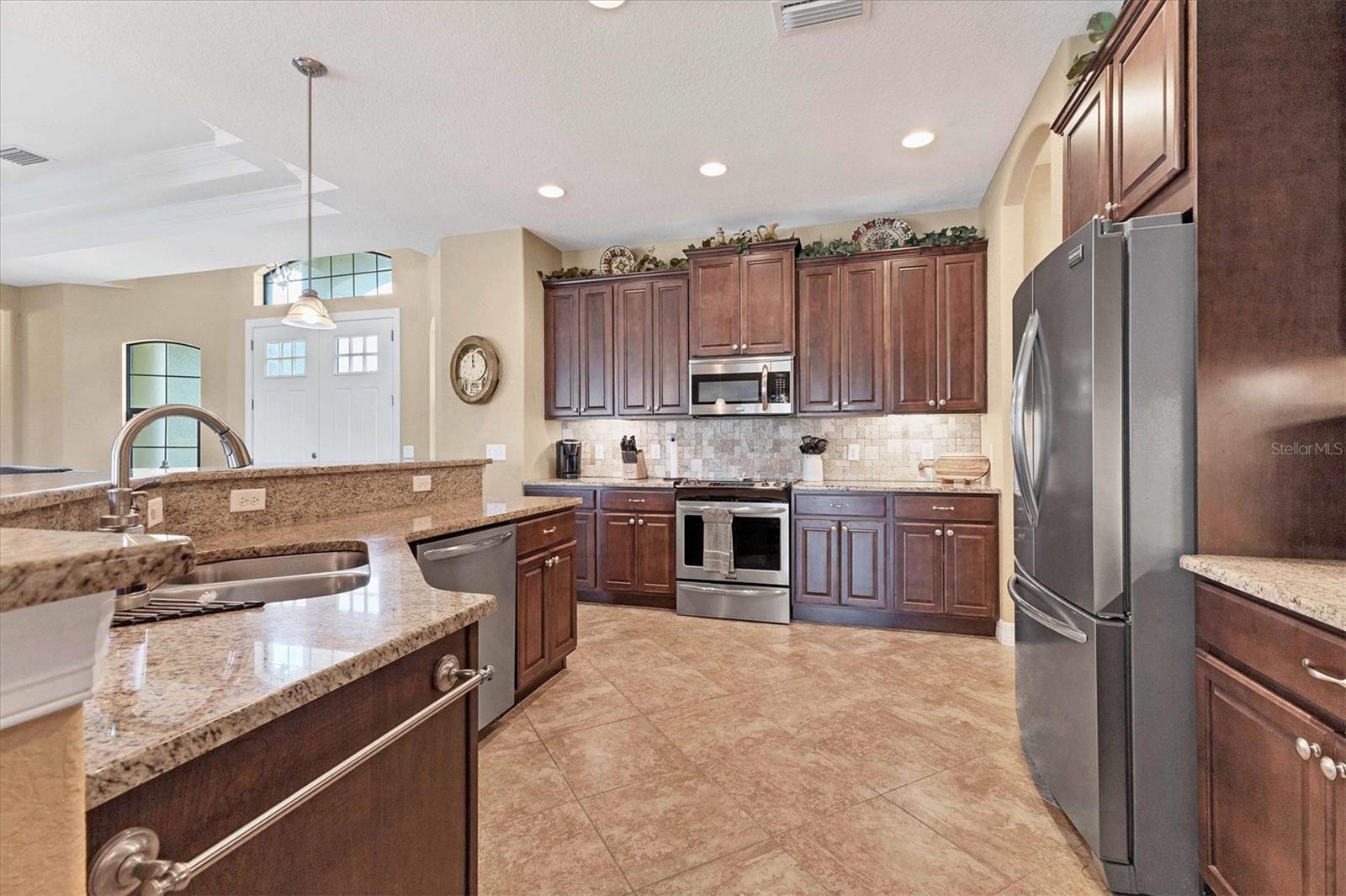 758 ROTONDA CIR, ROTONDA WEST, FL, 33947