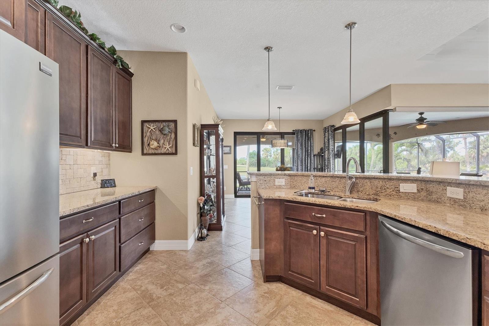 758 ROTONDA CIR, ROTONDA WEST, FL, 33947