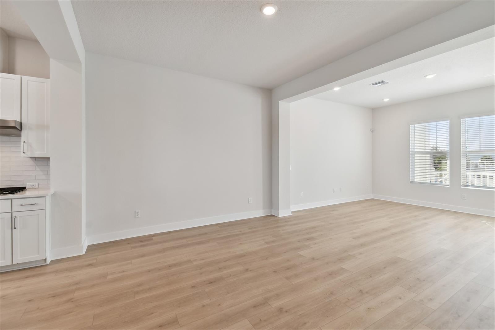 3130 4TH TER N, ST PETERSBURG, FL, 33713