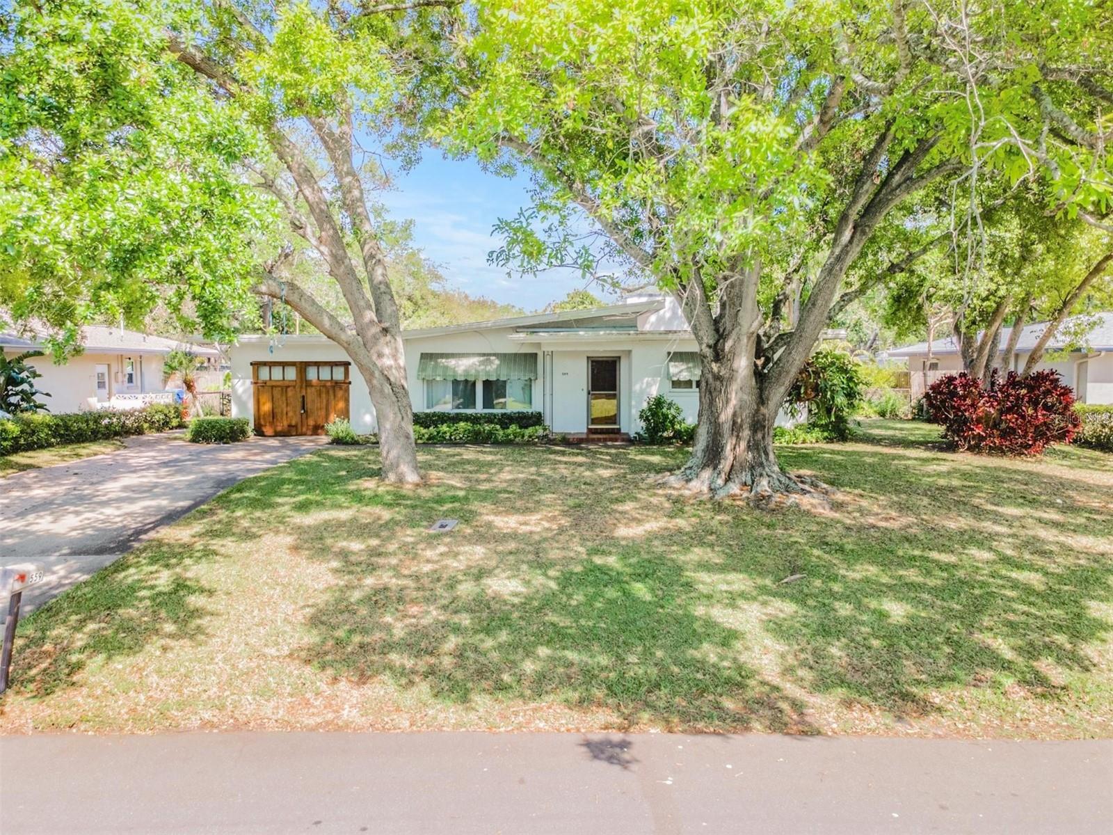 559 OAKWOOD DR, LARGO, FL, 33771