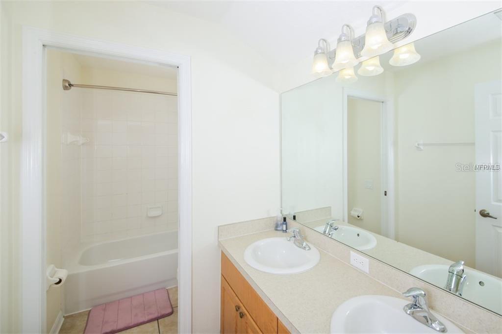 5927 53RD LN E, BRADENTON, FL, 34203