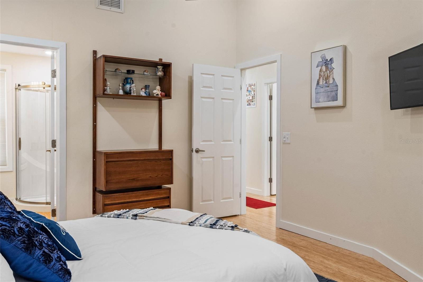 1500 9TH AVE N, ST PETERSBURG, FL, 33705