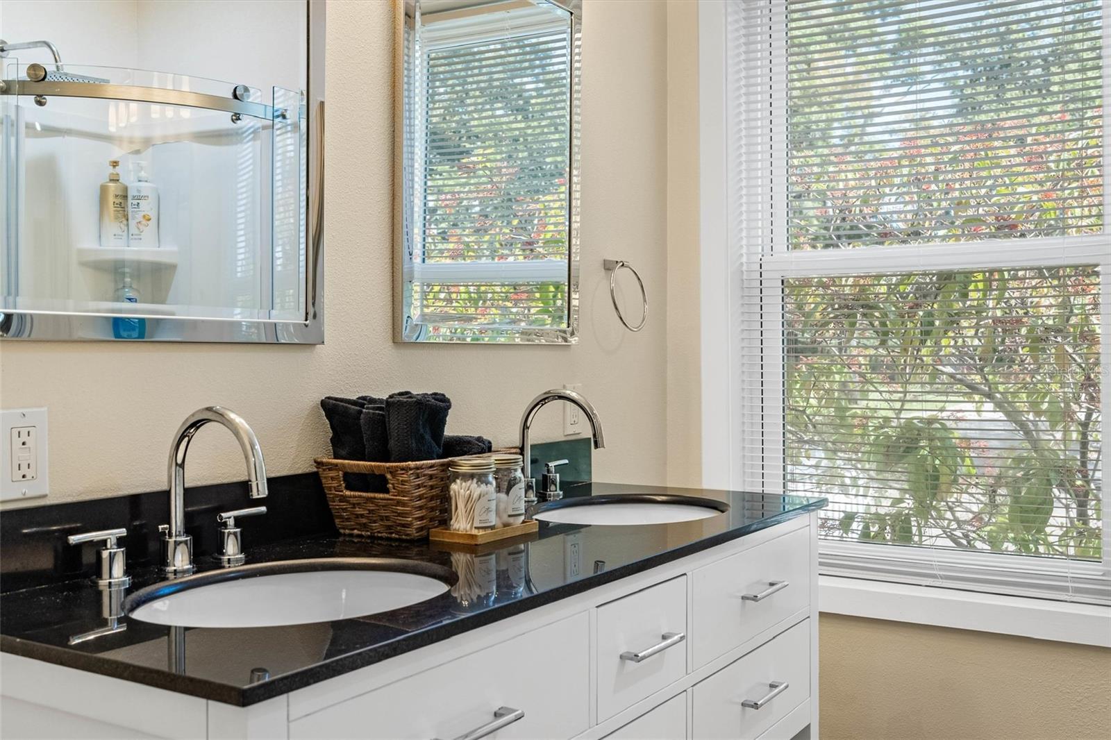 1500 9TH AVE N, ST PETERSBURG, FL, 33705