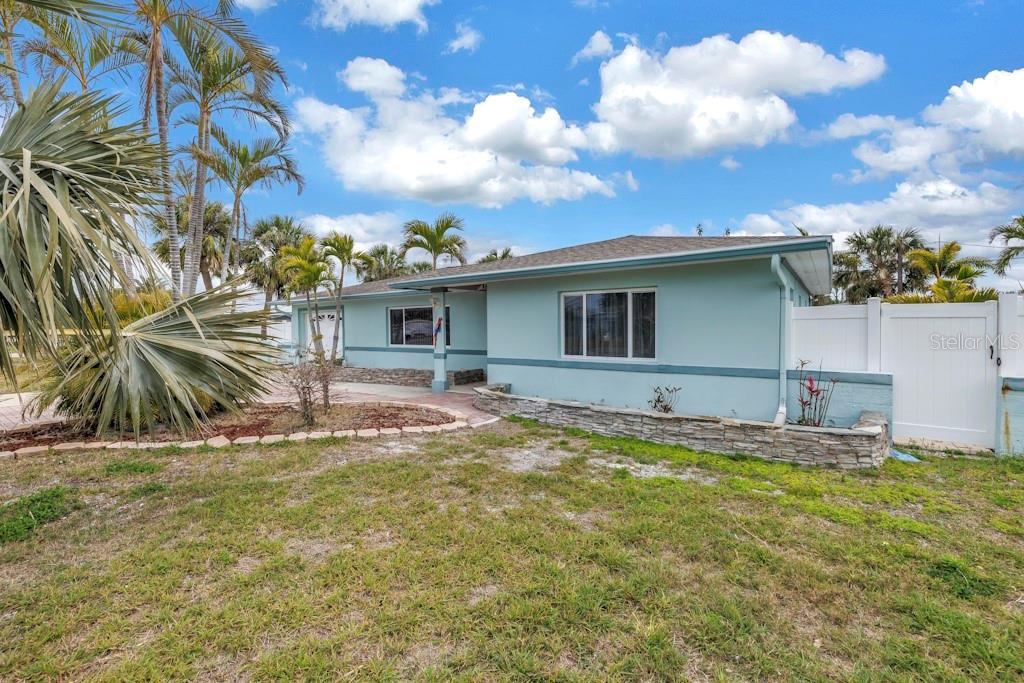 10215 3RD ST E, TREASURE ISLAND, FL, 33706