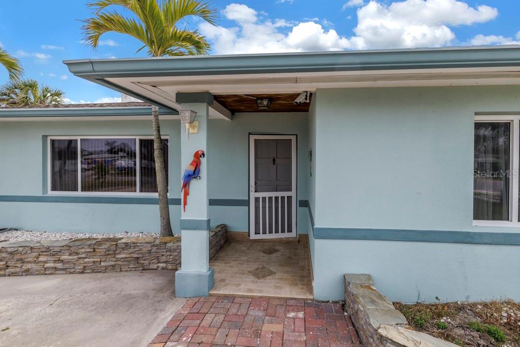 10215 3RD ST E, TREASURE ISLAND, FL, 33706