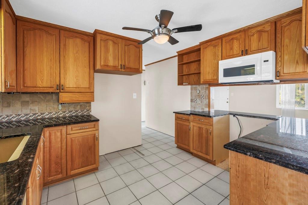10215 3RD ST E, TREASURE ISLAND, FL, 33706