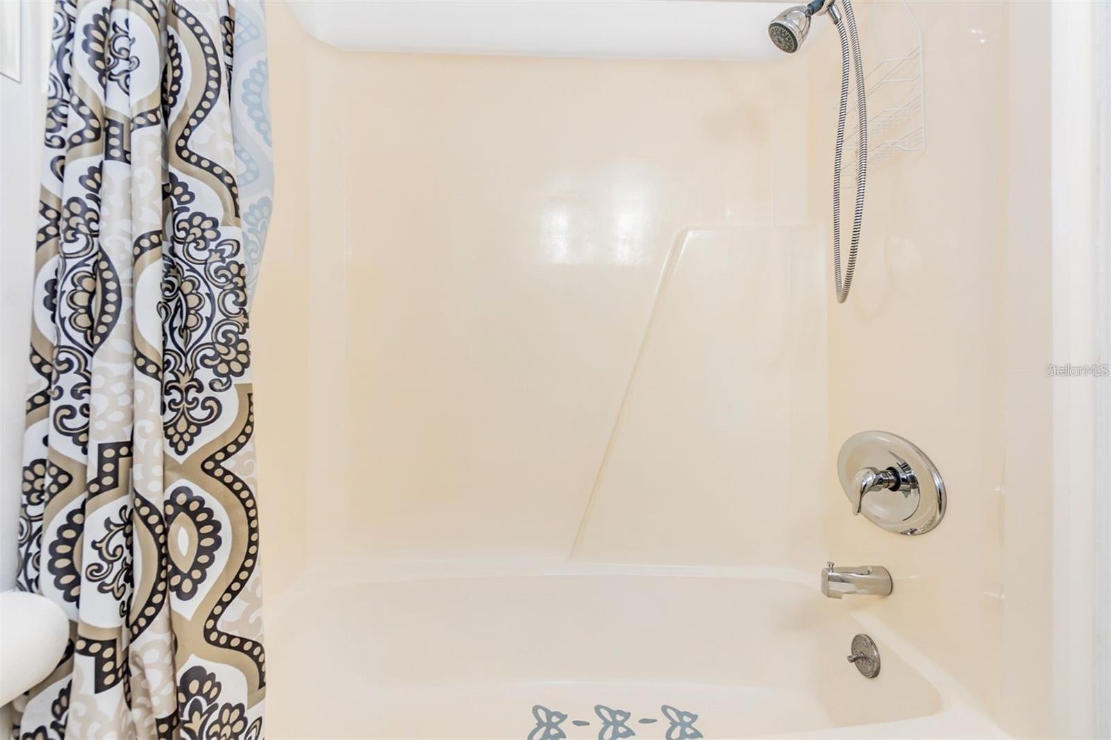 2525 WEST BAY DR #B44, BELLEAIR BLUFFS, FL, 33770