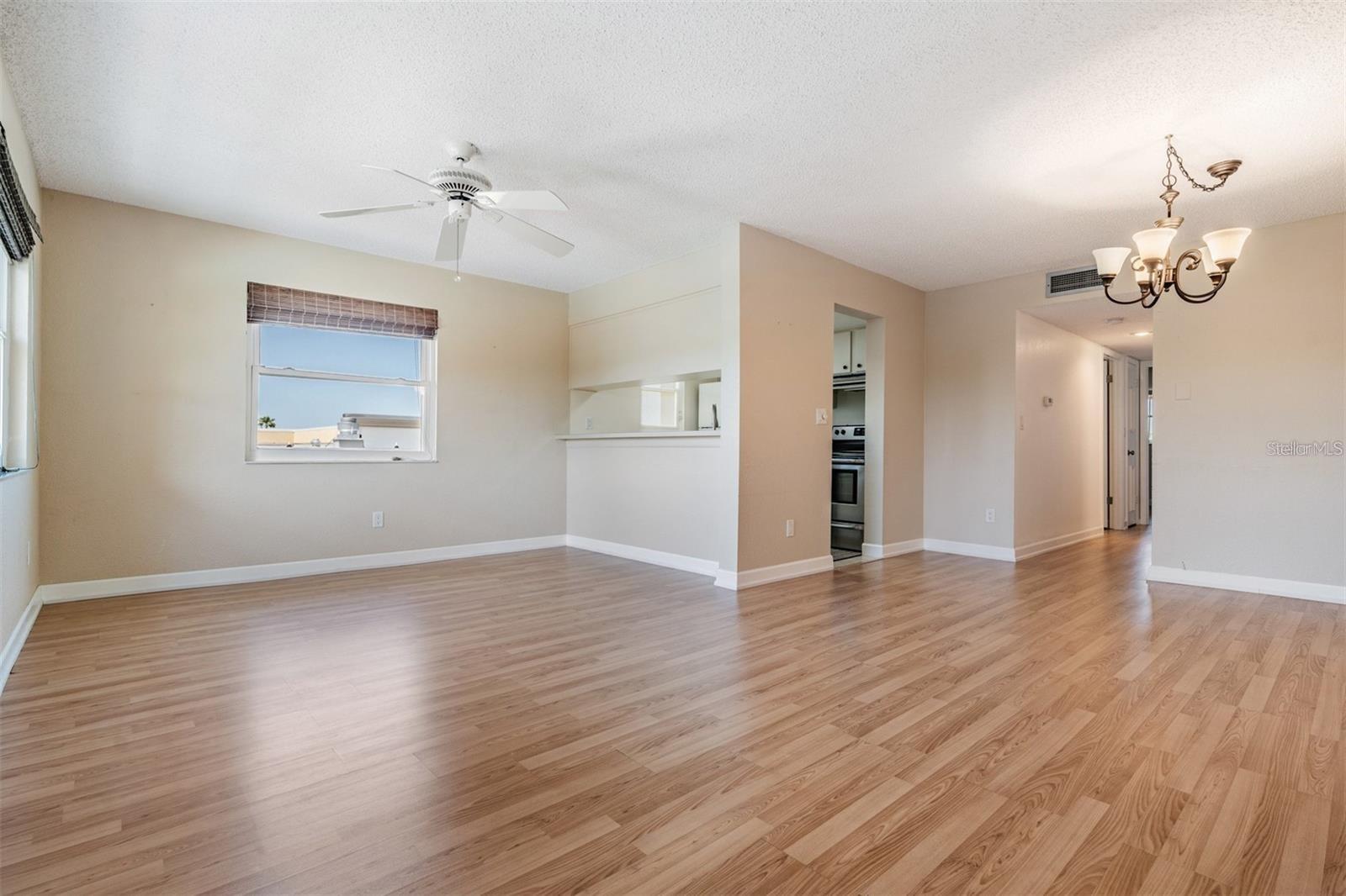 2525 WEST BAY DR #B44, BELLEAIR BLUFFS, FL, 33770