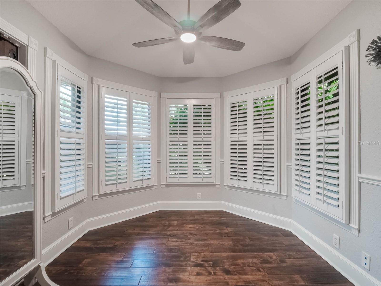 1945 OVERLOOK DR, MOUNT DORA, FL, 32757