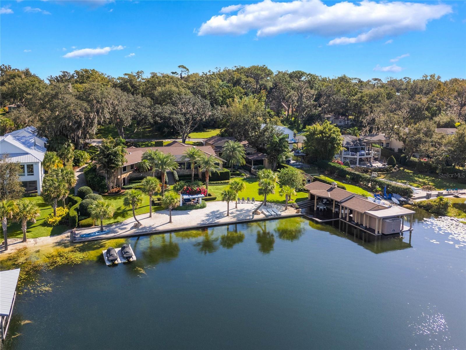 1945 OVERLOOK DR, MOUNT DORA, FL, 32757