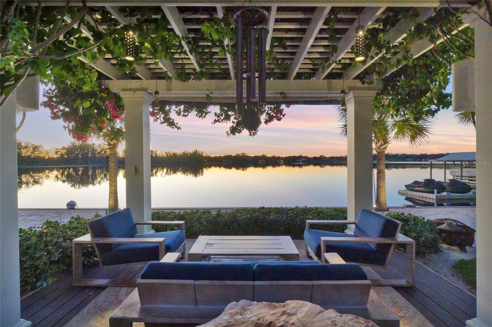 1945 OVERLOOK DR, MOUNT DORA, FL, 32757