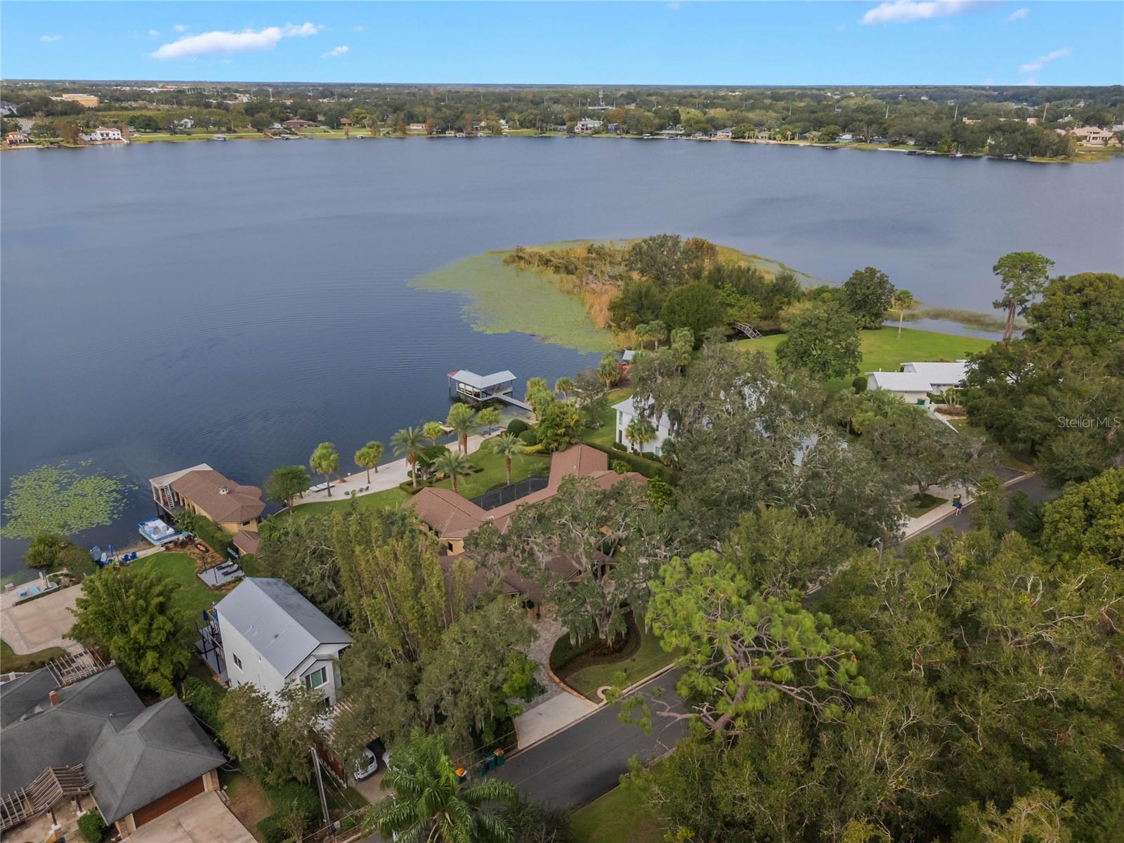 1945 OVERLOOK DR, MOUNT DORA, FL, 32757