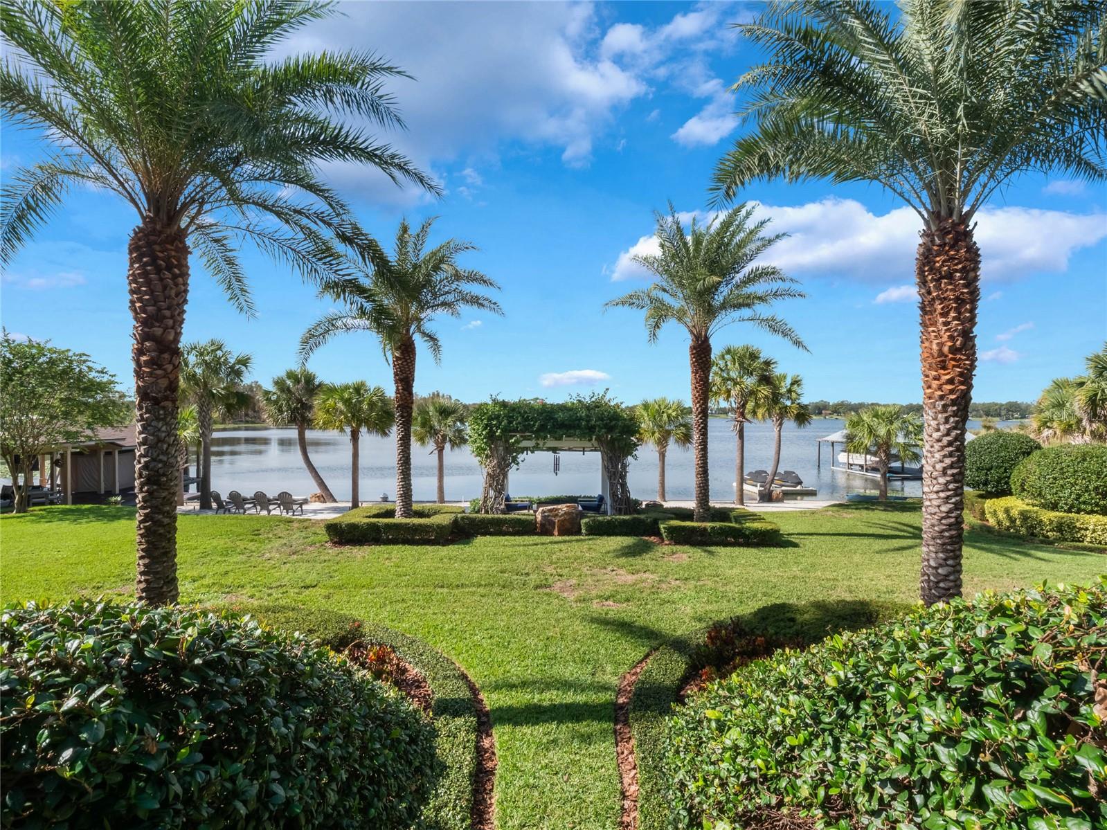 1945 OVERLOOK DR, MOUNT DORA, FL, 32757