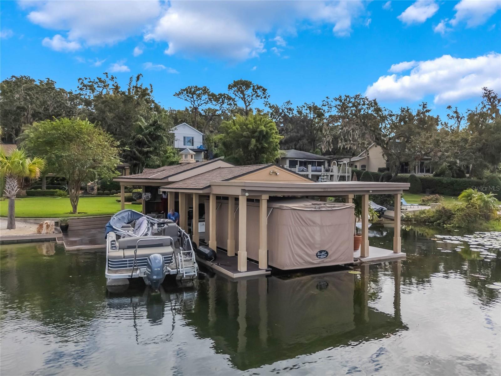 1945 OVERLOOK DR, MOUNT DORA, FL, 32757