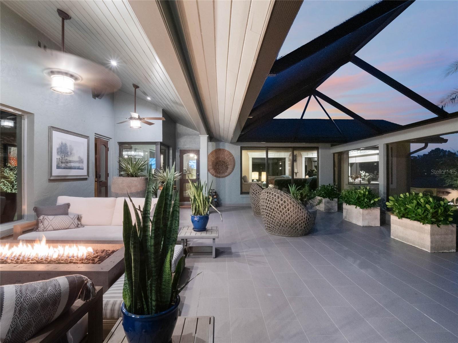 1945 OVERLOOK DR, MOUNT DORA, FL, 32757