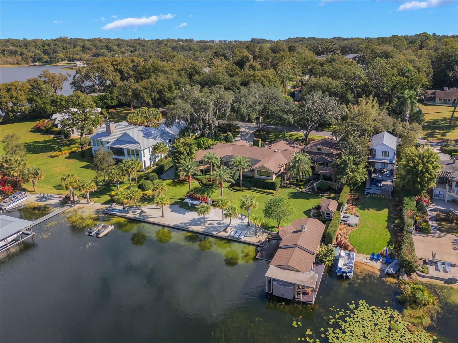 1945 OVERLOOK DR, MOUNT DORA, FL, 32757