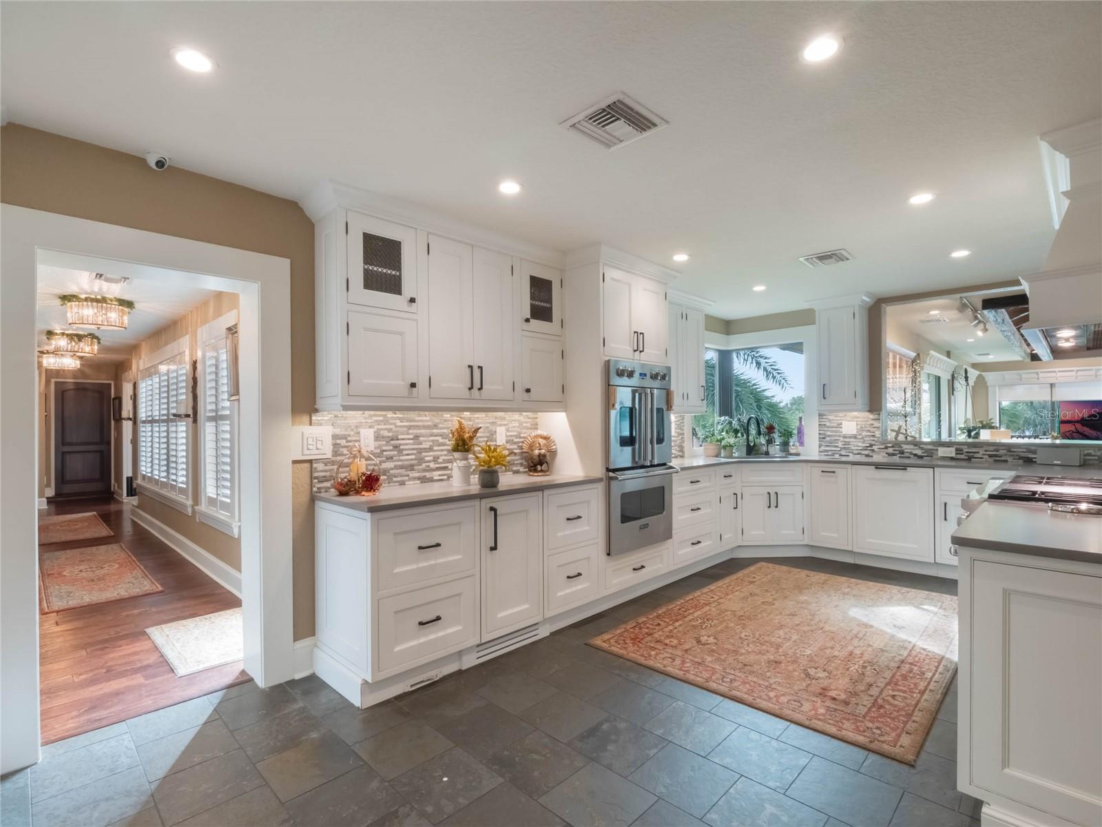 1945 OVERLOOK DR, MOUNT DORA, FL, 32757