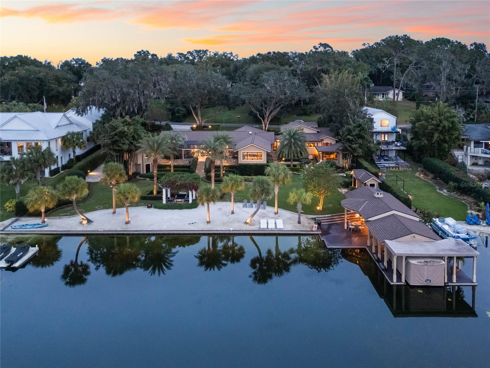 1945 OVERLOOK DR, MOUNT DORA, FL, 32757