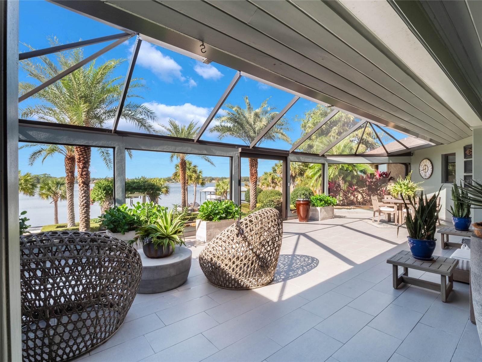 1945 OVERLOOK DR, MOUNT DORA, FL, 32757